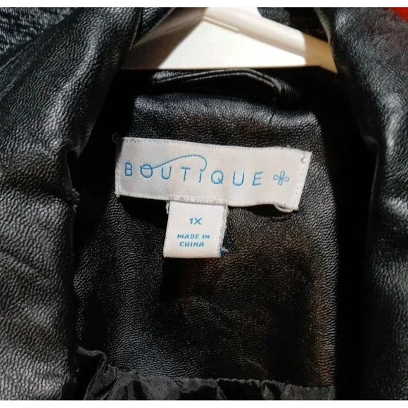 Women's‎ size 1X faux leather motorcycle jacket - Picture 3 of 3